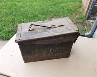 Ammo Can - has Nicks and Dings