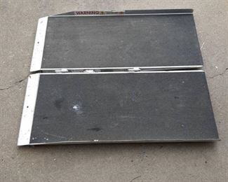 Folding Aluminum Ramp