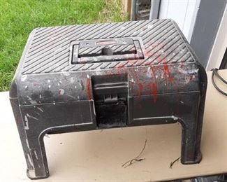 Rubbermaid Storage Step / Seat