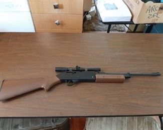 Crosman 760 Pumpmaster .177 Caliber Pellet Gun