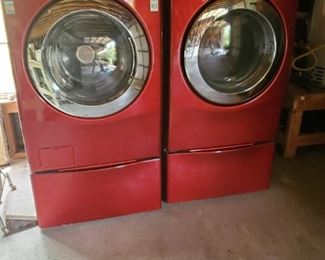 WORKING LG FRONT LOAD RED WASHER & DRYER COMBO