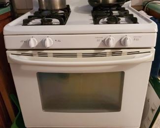KENMORE GAS RANGE