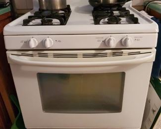 KENMORE GAS RANGE