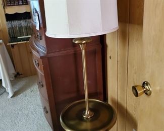 Brass lamp table