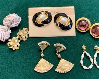Item 165:  Lot of 6 pairs of earrings-pierced: $15