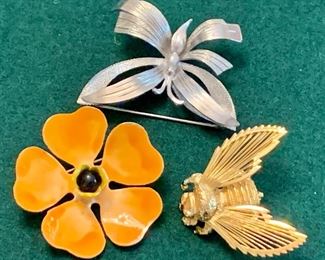 Item 169:  Lot of 3 pins: $12