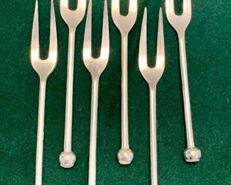 Hors d'oeuvre forks: $5