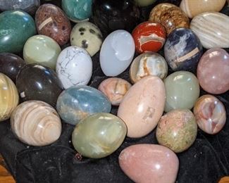 Varies Gemstones eggs, rose quartz, black obsidian, and others.  Sm $15.00, Md $25.00 , large $35 .  