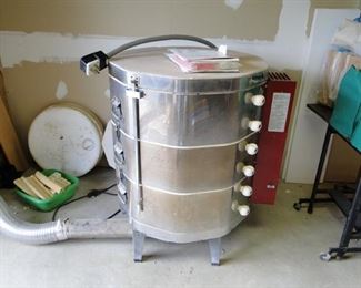 Skutt KM1027 Automatic Kiln Single Phase, Cone 10, 2300 Degrees $800