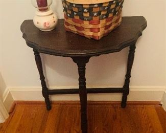 Half Moon Accent Table, Candles