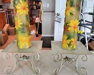 Lot of 2 Candle Holders with 2 Floral Candles