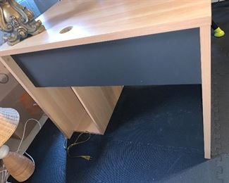 PLL 9 Desk - $30 - Open to Offers 