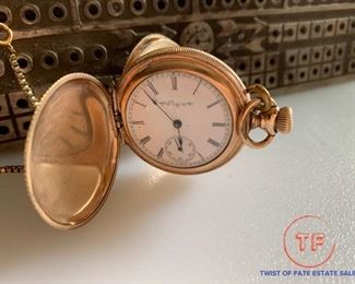 1900 ELGIN 0s 17 Jewel Pocket Watch