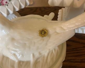 Vintage WESTMORELAND Milk Glass Nesting Bird Covered Dish