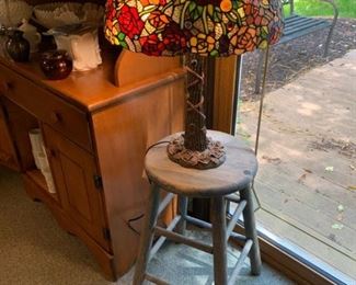 TIFFANY Style Stain Glass Table Lamp
