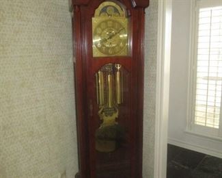 Ridgeway grandfather clock.  Aprox. 7' tall.  