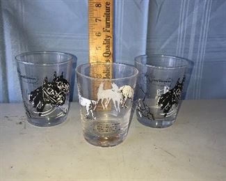 3 horse glasses two say The Sportsman and the middle one is from Circus World In WI $12.00 for the three