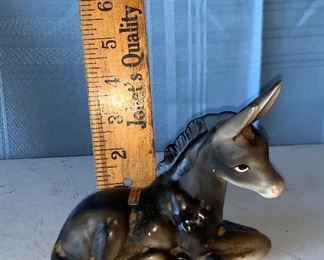 Donkey Marked Mark Twain's Home on his back $6.00