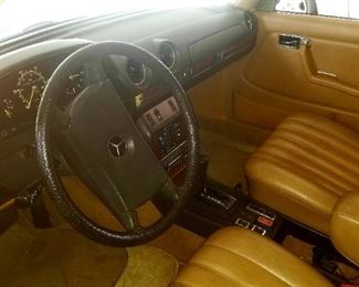 Excellent interior...1980 300D