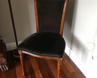Elegant side chair