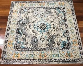 5' x 5' decorative rug