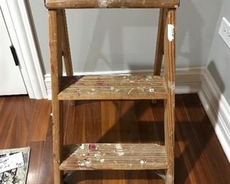 Step ladder