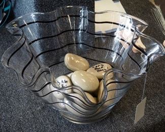 Black Swirl Art Glass Bowl With Ruffled Edge, 10" x 18", Includes Lamp Maker Pet Rocks
