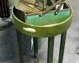 Bahama Table And Wood Handled Flower Baskets Qty 2