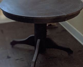 Antique Oak Veneer Table