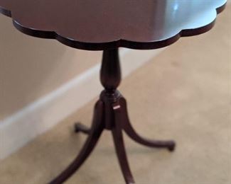 Bombay Lamp Table