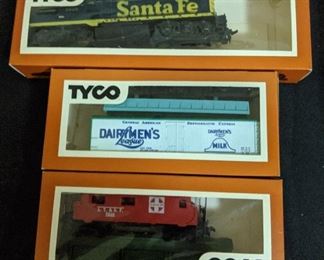 Tyco HO Train Cars