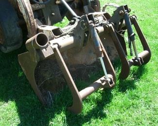 grapple bucket-needs work