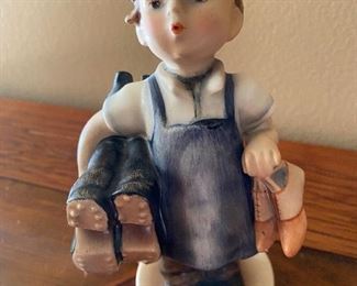 Cobbler..Hummel. FULL BEE