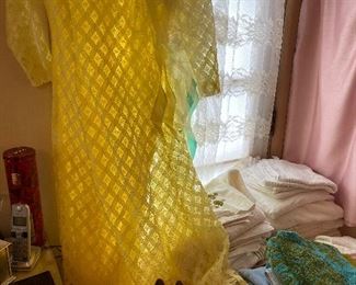 Vintage 1960's Yellow Bridesmaid Dress Veil