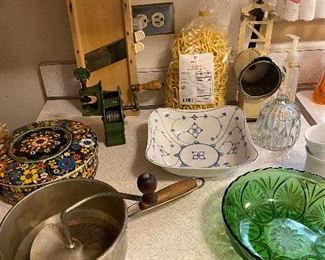 Antique Green Bean Shredder Cast Iron, Cabbage Slaw, Vintage Sausage Grinder 