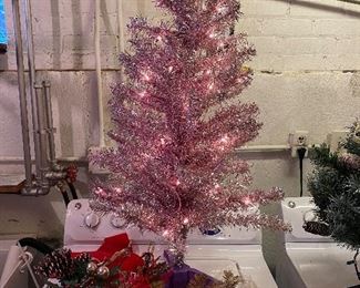 Pink Christmas Tree with Pink Lights( Louisa Last Xmas Tree..its Newer!!)