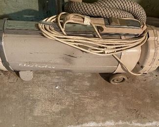 Vintage Electrolux Vacuum Cleaner (2)