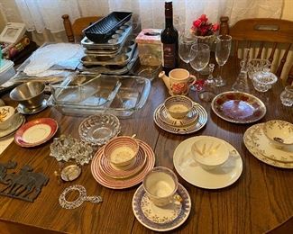 Various Vintage Items. 