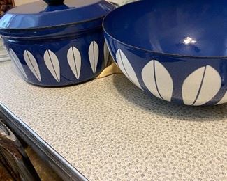 Mid Century Enamel Cathrineholm Covered Dish, Lotus Bowl. Norway