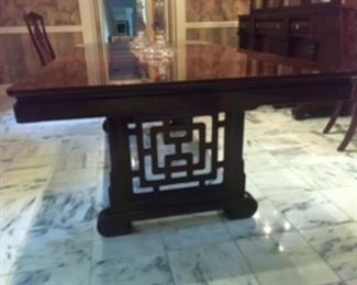 Henredon dining table 42"W x 29 1/2"H x 64"L without leaves & 88"L total with leaves