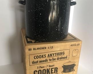 Lot #105, Brand new cooker/steamer, $12