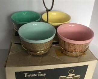 Lot #135, New, bowl caddy with box, $16