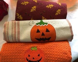 KITCHEN TOWELS FOR HALLOWEEN