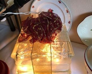 LIGHTED GLASS BLOCK