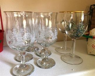 CHRISTMAS WINE GLASSES
