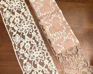 VINTAGE LACE