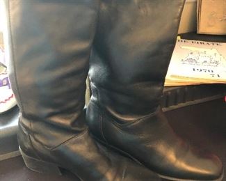 BOOTS
