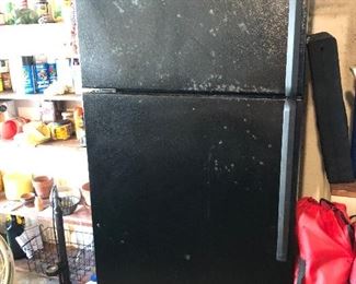 WHIRLPOOL FRIDGE