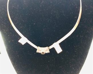 NECKLACE & EARRINGS SETS