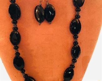 NECKLACE & EARRINGS SETS